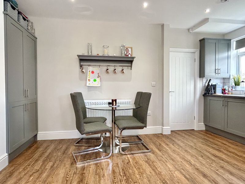 Kitchen/Diner- click for photo gallery
